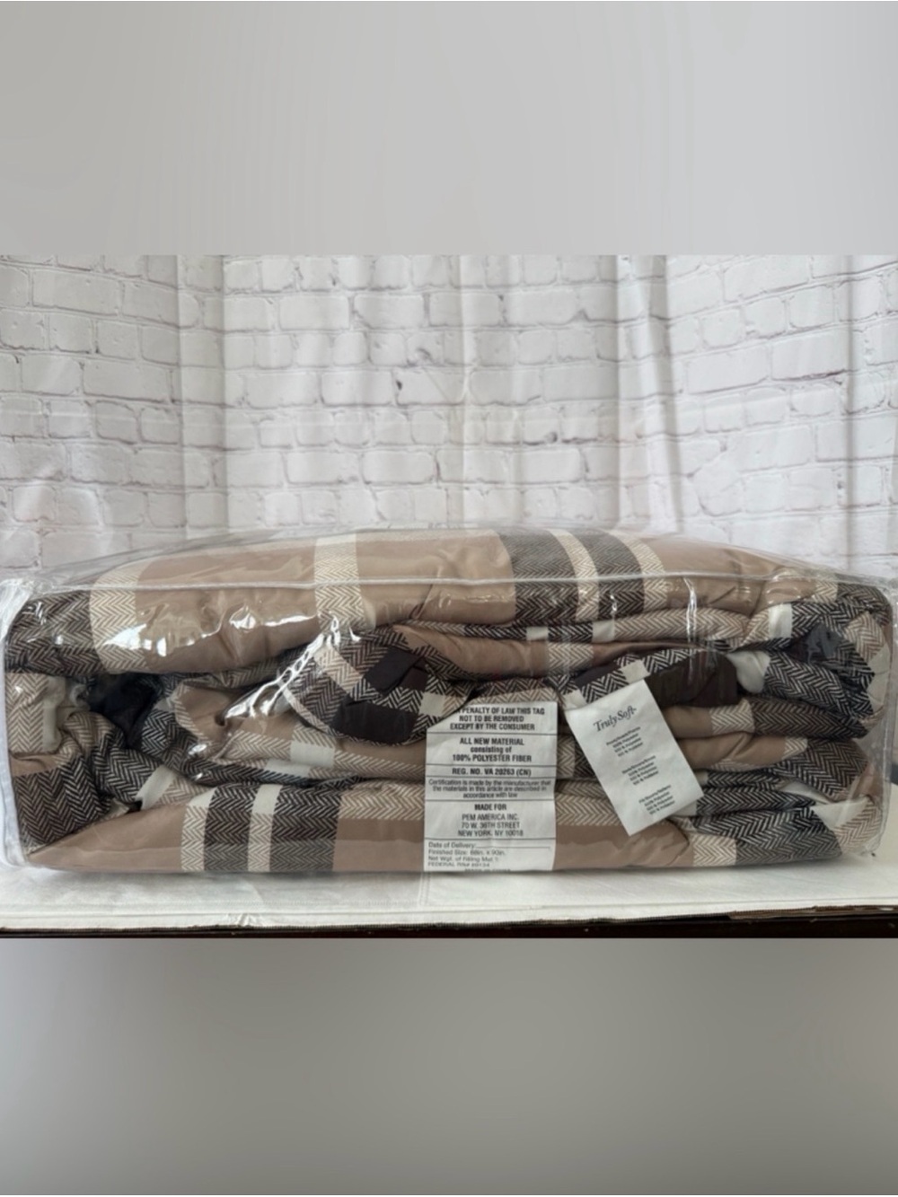 Truly Soft Twin Multi Stripe
Comforter and Sham Set Unopened
Original Packaging - Picture 5 of 7